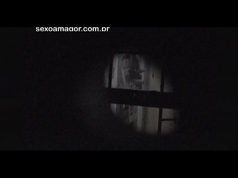 ❤️ Blondie dirakam video secara rahsia oleh intip kawasan kejiranan yang tersembunyi di sebalik batu bata kosong ❤️❌ Lucah pada ms.xxxnd.ru ❌️